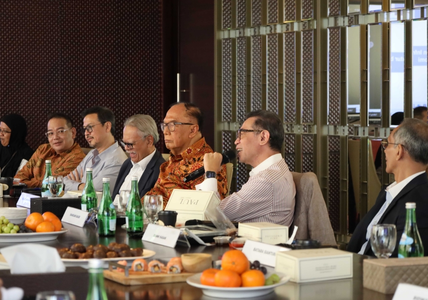 Economic Outlook: The Important Role of Infrastructure in Supporting National Economy Economic Outlook: The Important Role of Infrastructure in Supporting National Economy