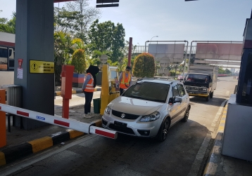Makassar Toll Road Officially Applied 100 Percent of Electronic Money Payment (UNIK)