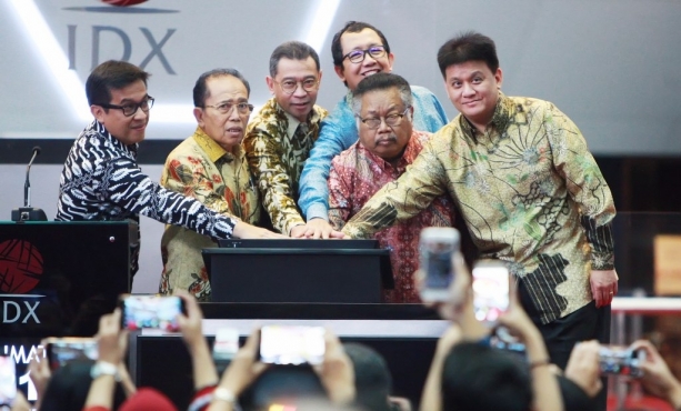 BANGUN INFRASTRUKTUR NASIONAL, PT JAKARTA LINGKAR BARATSATU…
