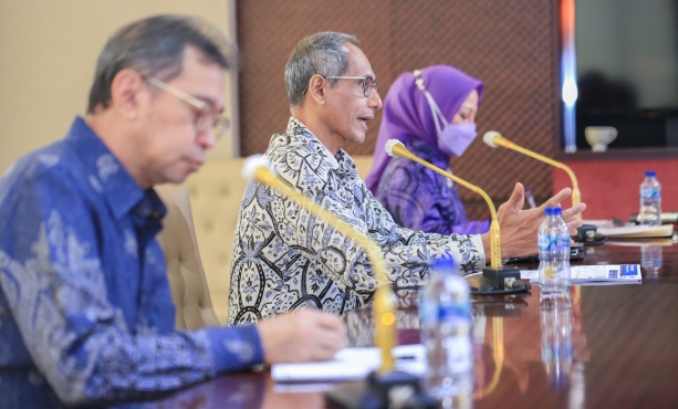 Paparan Publik: Nusantara Infrastructure, Perkuat Sinergi Membangun…