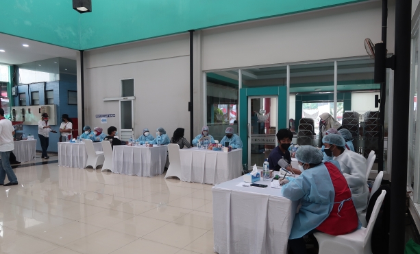 BSD Tol Berikan Vaksinasi Untuk Masyarakat Umum